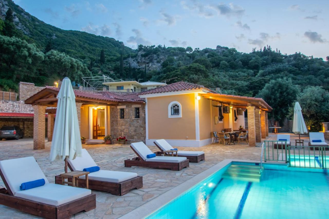 Villa Vrysoula *